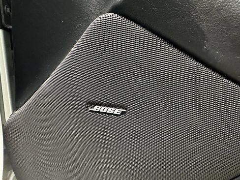 Used 2004 Chevrolet Corvette Z06 w/ Memory Package RWD image 13