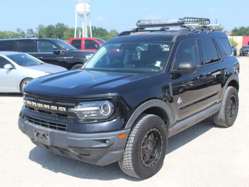 Used 2021 Ford Bronco Sport Outer Banks AWD/4WD image 2