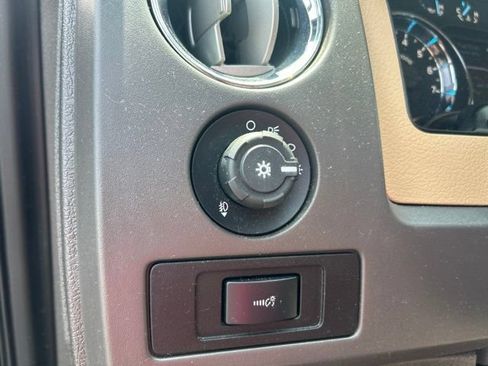 Used 2012 Ford F150 XLT w/ XLT Chrome Pkg RWD image 13
