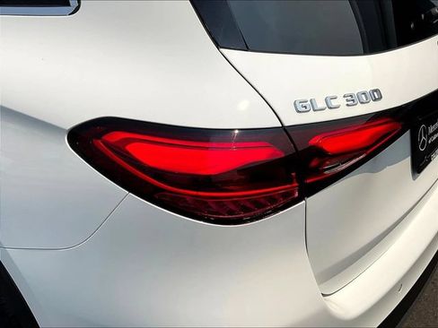 Certified 2023 Mercedes-Benz GLC 300 4MATIC image 25