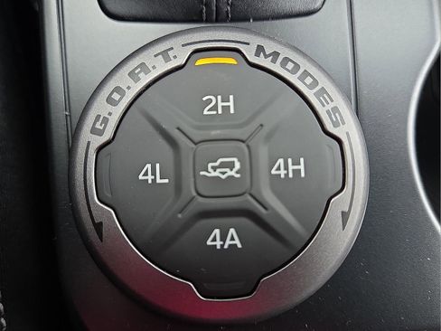 New 2026 Ford Bronco Outer Banks w/ Sasquatch Package image 21