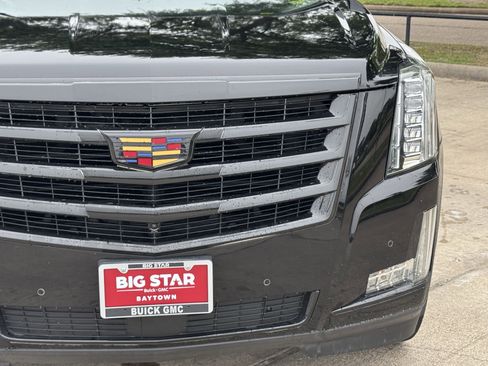 Used 2016 Cadillac Escalade Premium RWD image 5