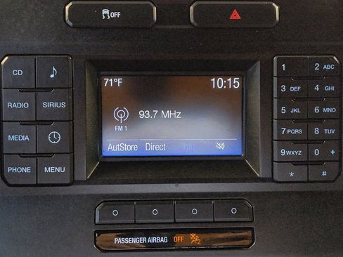 Used 2017 Ford F150 XLT image 25