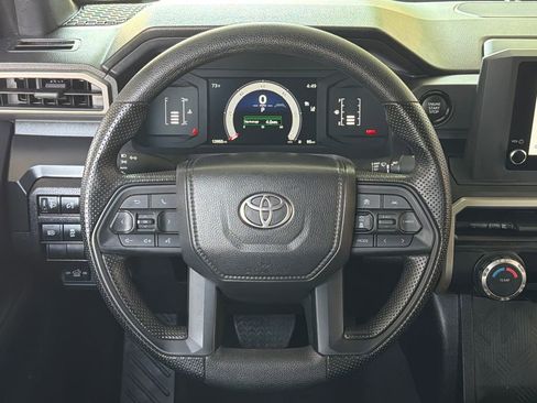 Used 2024 Toyota Tacoma SR image 4