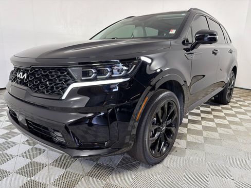 Used 2023 Kia Sorento SX AWD/4WD image 9