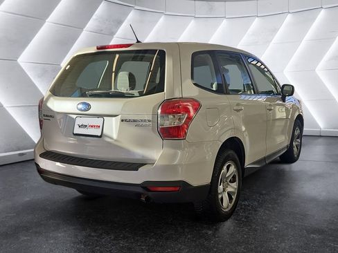Used 2014 Subaru Forester 2.5i image 4