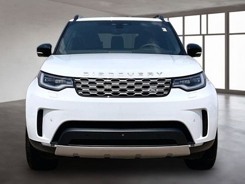 Certified 2025 Land Rover Discovery S AWD/4WD image 3