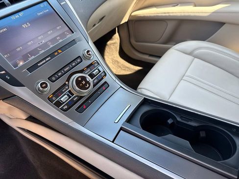 Certified 2020 Lincoln MKZ w/ Convenience Package image 25