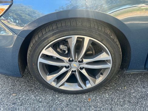 Used 2024 Chevrolet Malibu LT image 23