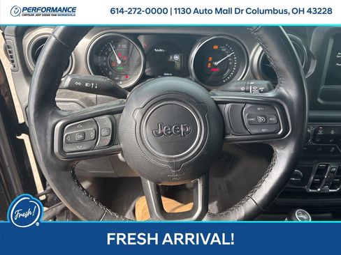 Used 2023 Jeep Wrangler Unlimited w/ Cold Weather Group image 18