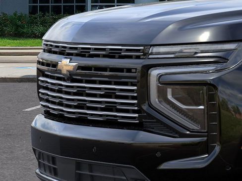 New 2026 Chevrolet Suburban High Country image 13