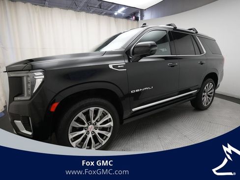 Used 2021 GMC Yukon Denali w/ Denali Premium Package AWD/4WD image 1
