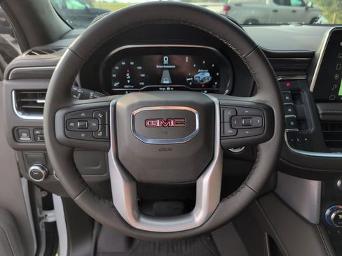 Certified 2024 GMC Yukon SLT w/ SLT Luxury Package image 25