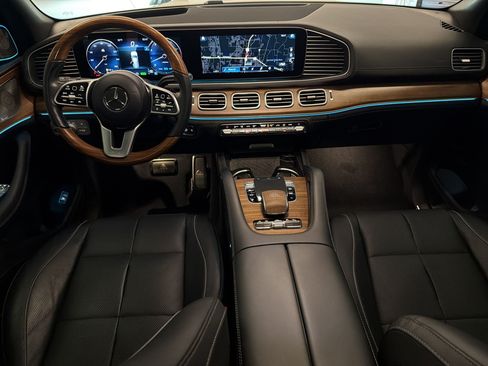 Certified 2023 Mercedes-Benz Maybach GLS 600 4MATIC image 15