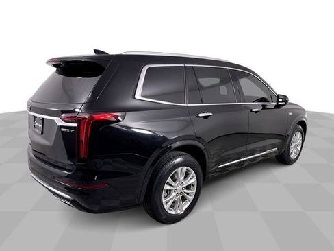 Used 2023 Cadillac XT6 Luxury image 14