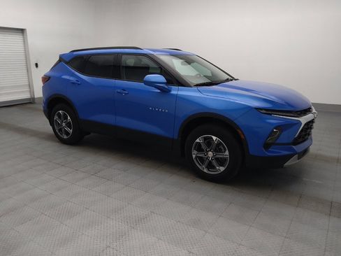 Used 2024 Chevrolet Blazer LT w/ Convenience Package FWD image 11