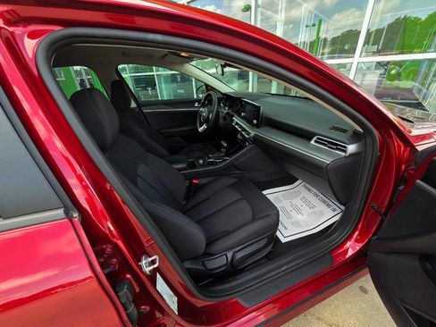 Used 2021 Kia K5 LXS image 17