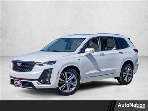 Used 2021 Cadillac XT6 Premium Luxury image 1