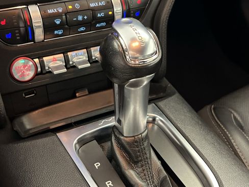 Used 2022 Ford Mustang GT Premium image 21