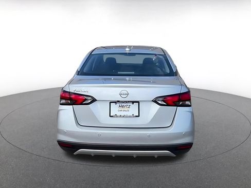 Used 2025 Nissan Versa SV FWD image 12