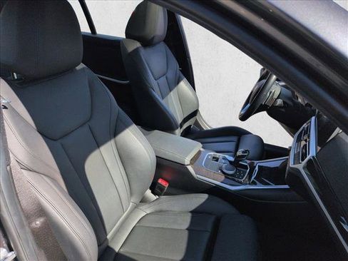 Used 2020 BMW 330i Sedan w/ Driving Assistance Package image 18