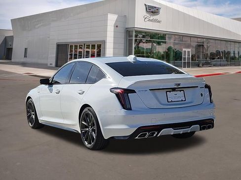 New 2026 Cadillac CT5 V image 4