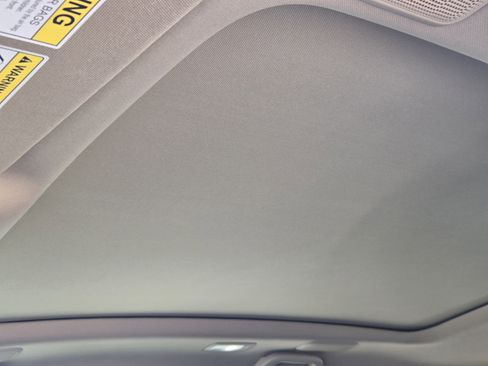 Certified 2025 Acura MDX w/ Technology Package image 34