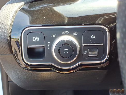 Used 2021 Mercedes-Benz A 220 image 18