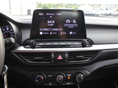 Used 2024 Kia Forte LXS FWD image 4
