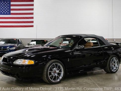 Used 1996 Ford Mustang Cobra RWD image 3