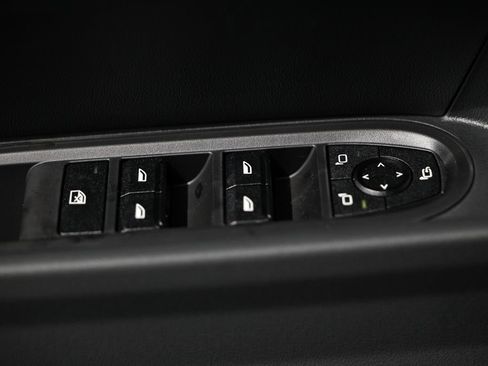 New 2026 MINI Cooper 4-Door Hardtop FWD image 17
