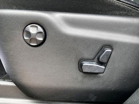 Used 2019 Jeep Grand Cherokee Limited w/ Luxury Group II image 33