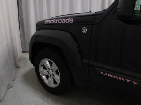 Used 2012 Jeep Liberty Sport AWD/4WD image 28