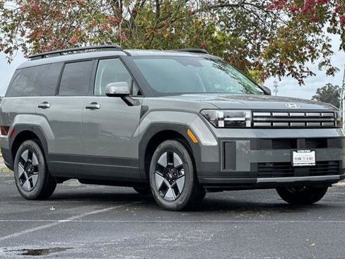 New 2026 Hyundai Santa Fe SEL image 2
