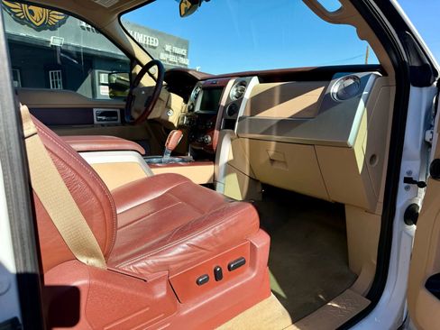 Used 2013 Ford F150 King Ranch w/ King Ranch Luxury Pkg image 17