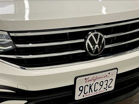 Used 2022 Volkswagen Tiguan S image 31