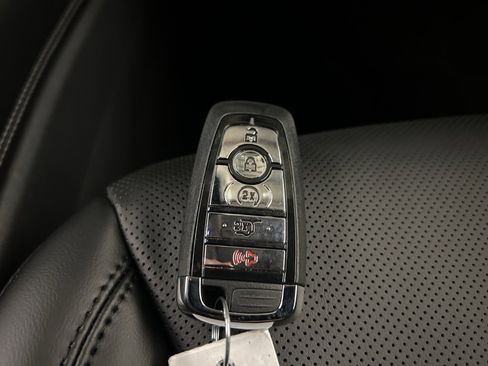 New 2026 Lincoln Corsair Premiere image 40