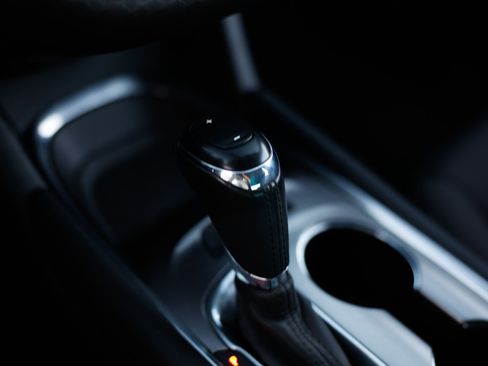 Used 2018 Chevrolet Malibu LT w/ Redline Edition image 42