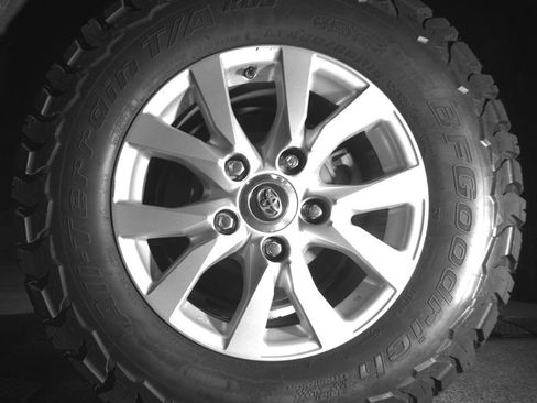 Used 2019 Toyota Land Cruiser AWD/4WD image 25