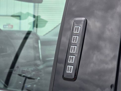 New 2026 Ford F350 Lariat AWD/4WD image 11