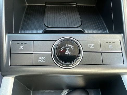 Used 2025 Hyundai Kona SEL AWD/4WD image 33