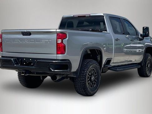 Used 2024 Chevrolet Silverado 2500 Custom w/ Custom Value Package AWD/4WD image 5