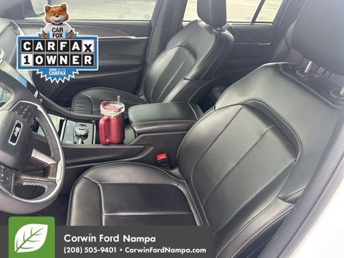 Used 2024 Jeep Grand Cherokee Limited w/ Luxury Tech Group II image 14