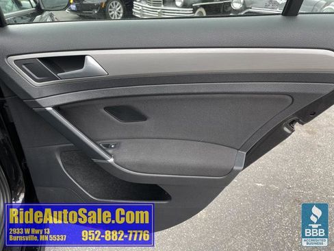 Used 2016 Volkswagen Golf S FWD image 15