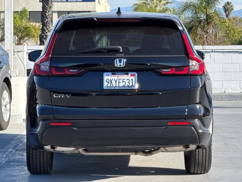Used 2024 Honda CR-V LX image 9