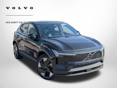 New 2026 Volvo EX30 Plus w/ Climate Package
