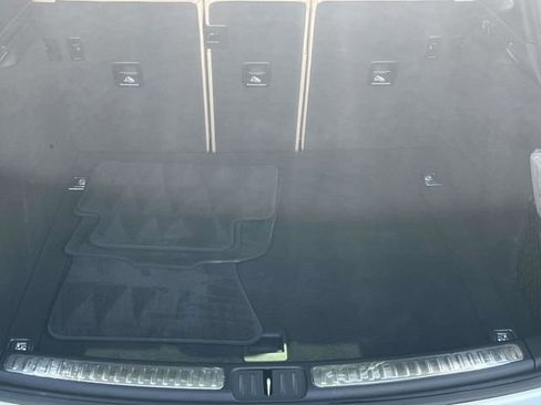 Used 2023 Porsche Macan Turbo image 14