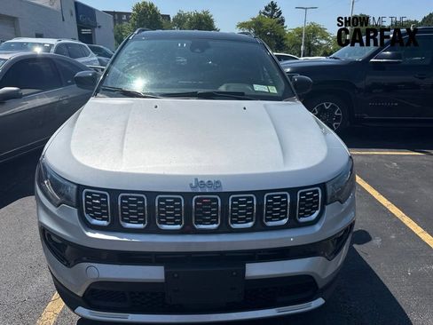 Used 2025 Jeep Compass Limited AWD/4WD image 1