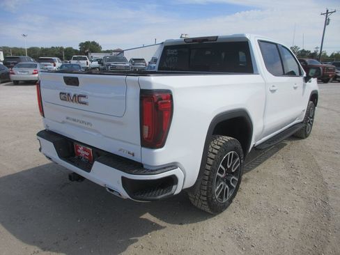 New 2026 GMC Sierra 1500 AT4 w/ AT4 Premium Package AWD/4WD image 6