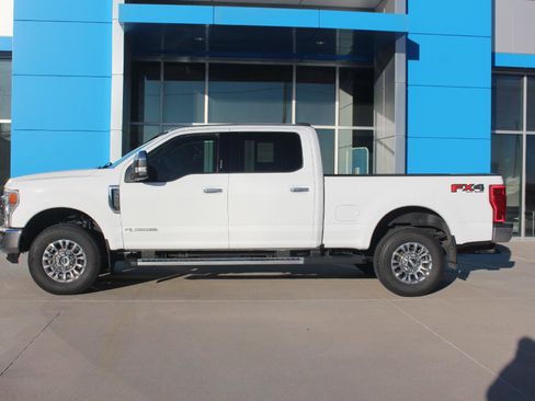 Used 2022 Ford F250 Lariat w/ Chrome Package AWD/4WD image 1